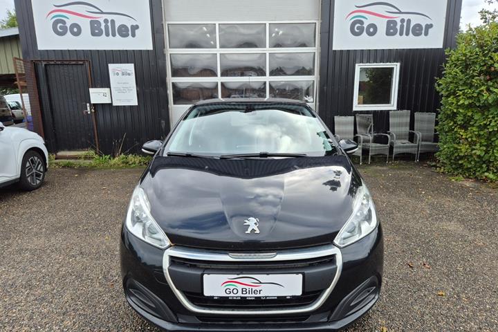 Grøn Peugeot 208 fra 2017