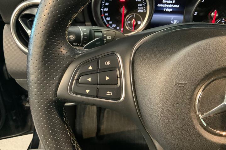 Sort Mercedes A200 d fra 2016