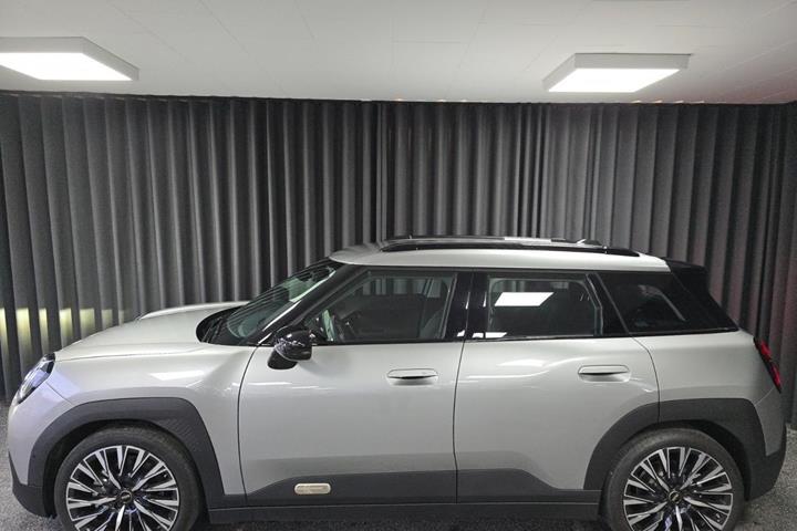 undefined Mini Aceman E fra 2025