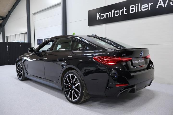 Sort BMW i4 fra 2025