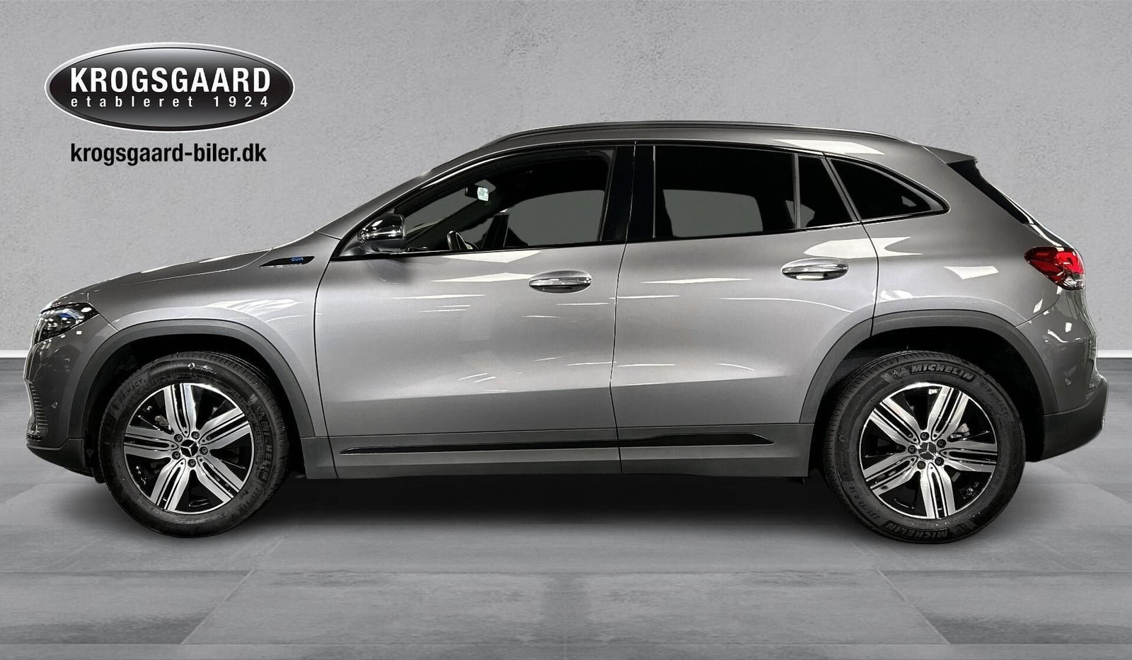 Grå Mercedes EQA250+ fra 2021