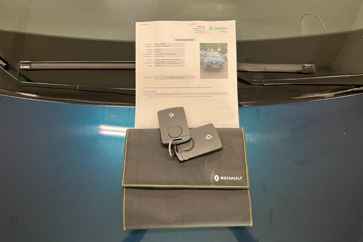 Blå Renault Captur fra 2018