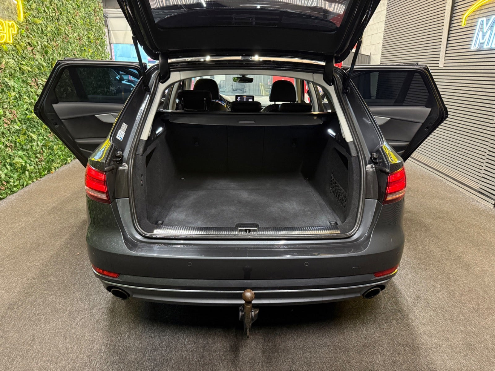 undefined Audi A4 fra 2018