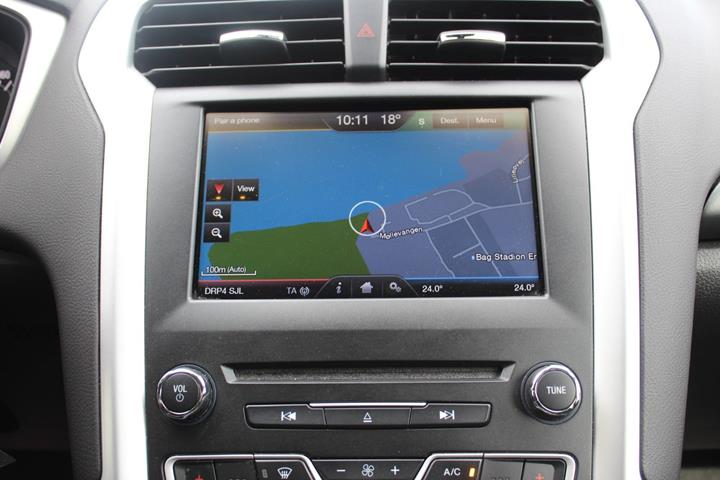 Sort Ford Mondeo fra 2015