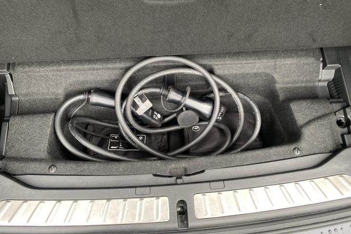 Sort BMW iX3 fra 2023