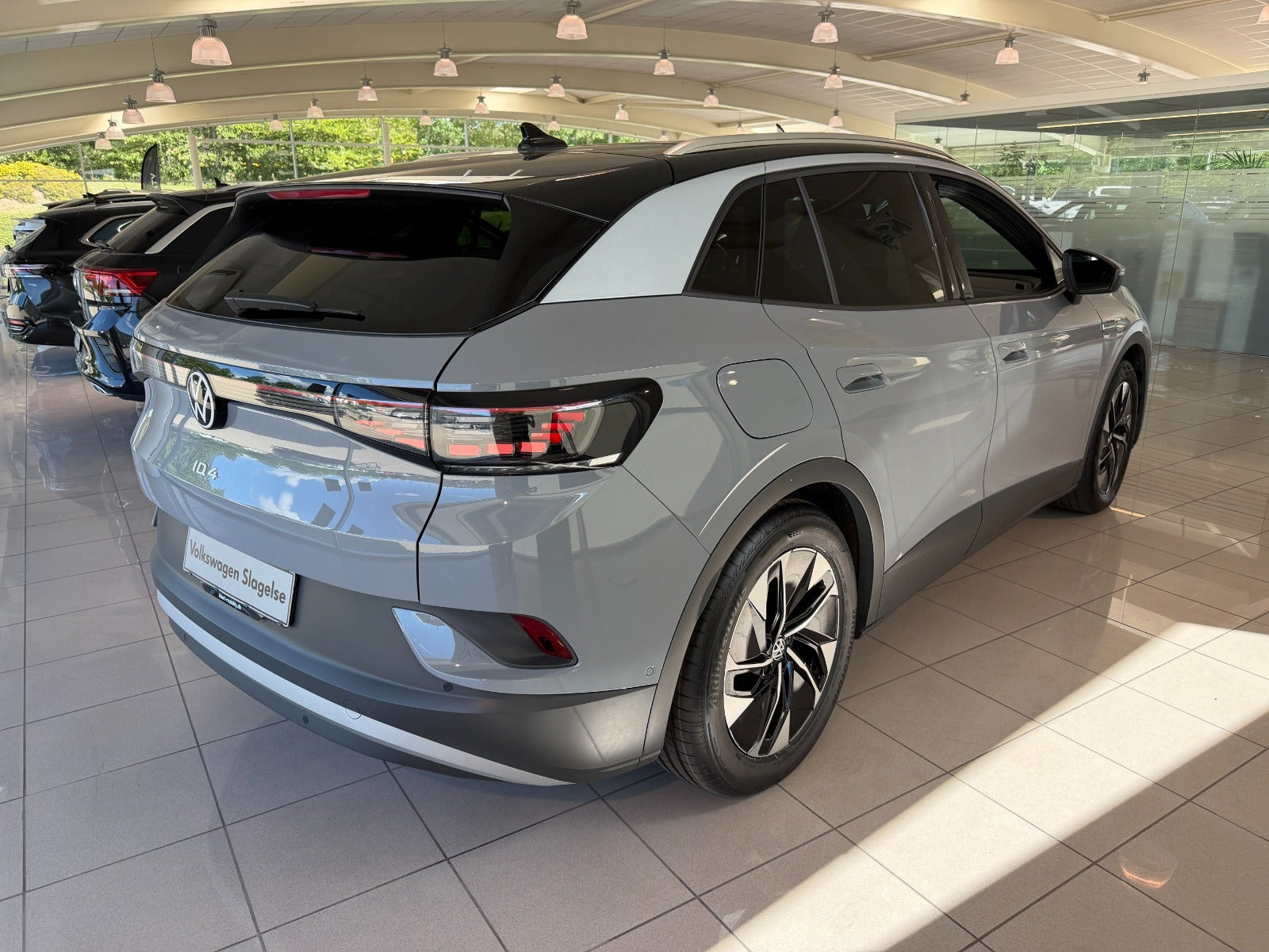 Grå VW ID.4 fra 2023