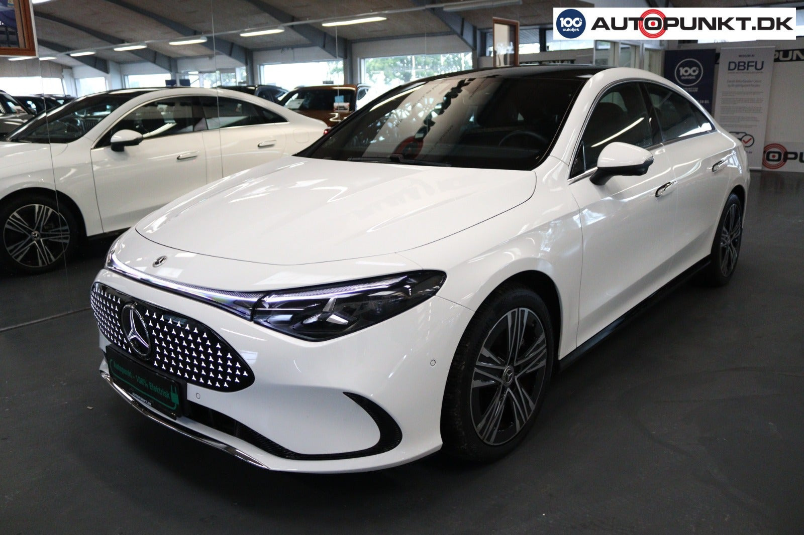 Hvid Mercedes CLA250+ fra 2025