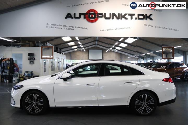 Hvid Mercedes CLA250+ fra 2025