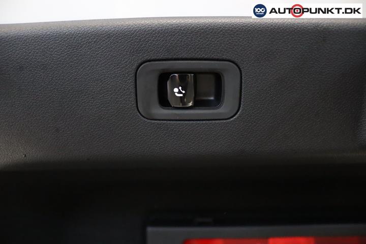 Hvid Mercedes CLA250+ fra 2025