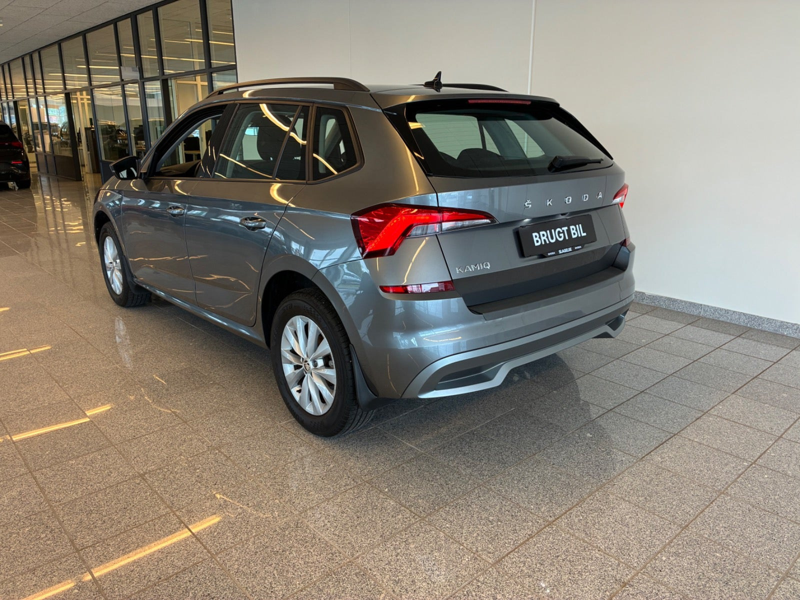 Grå Skoda Kamiq fra 2022