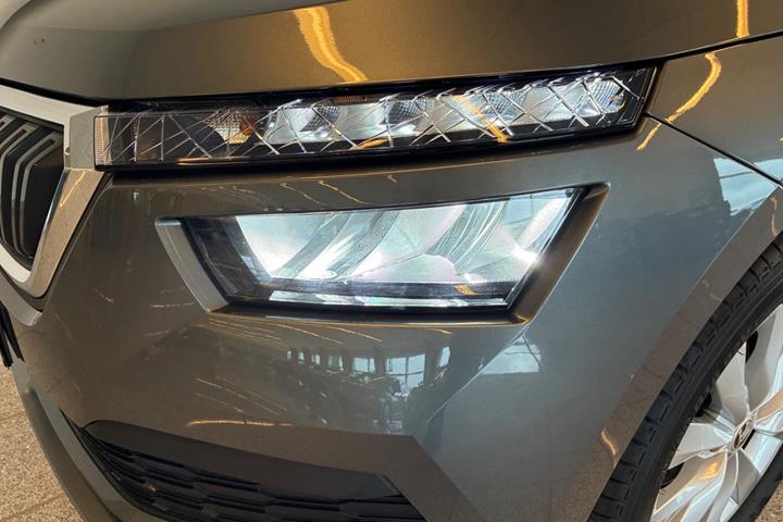 Grå Skoda Kamiq fra 2022
