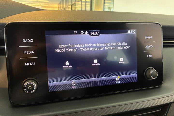 Grå Skoda Kamiq fra 2022