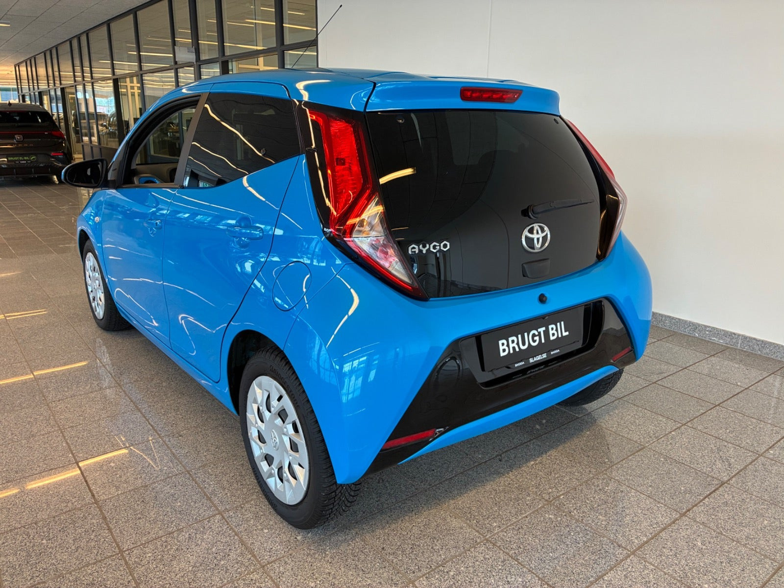 Blå Toyota Aygo fra 2019