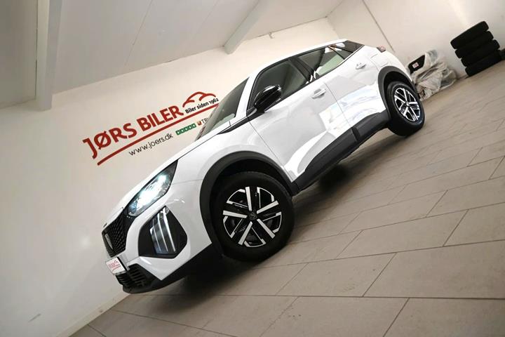 Hvid Peugeot 2008 fra 2024