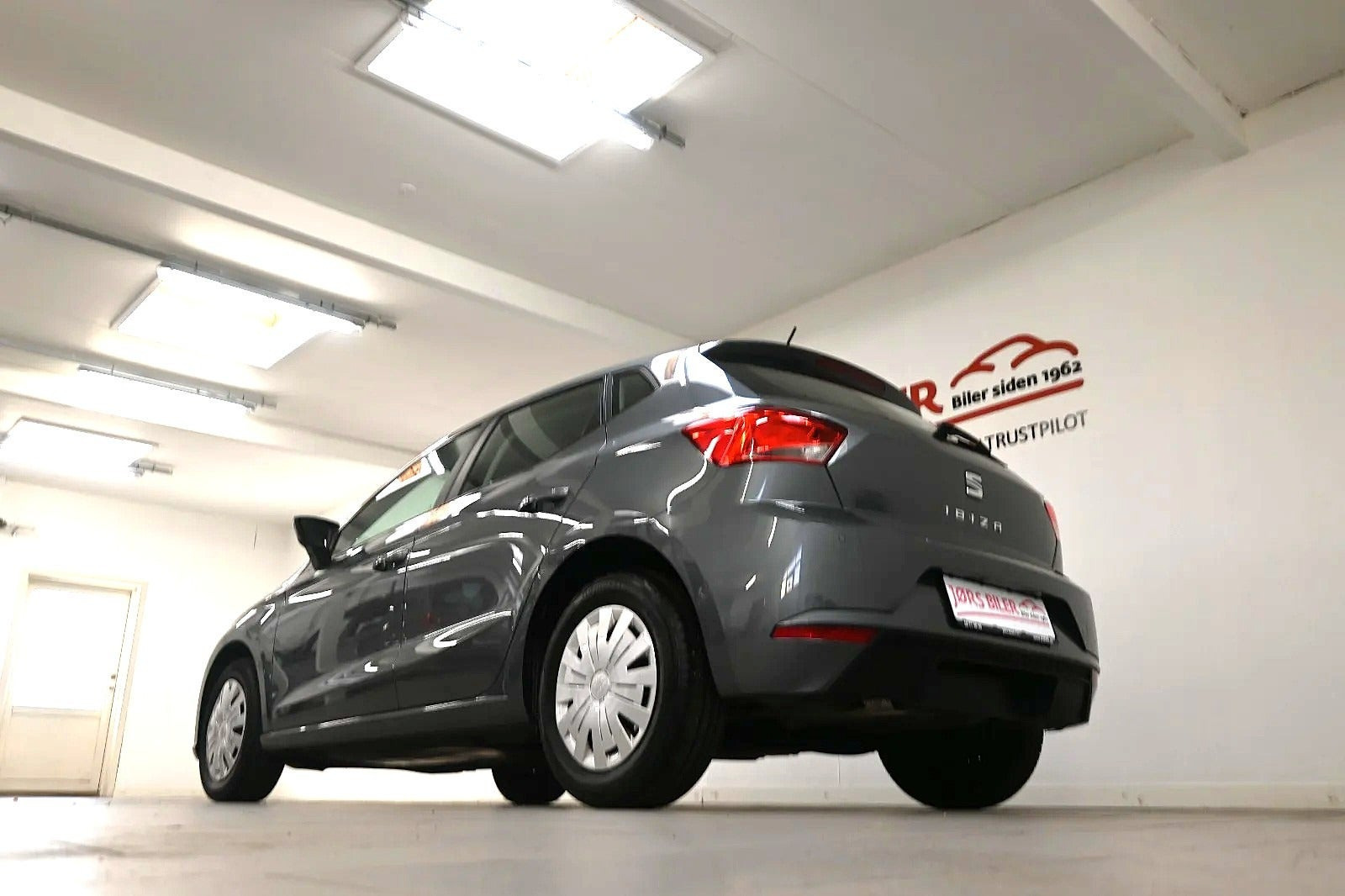 Grå Seat Ibiza fra 2018