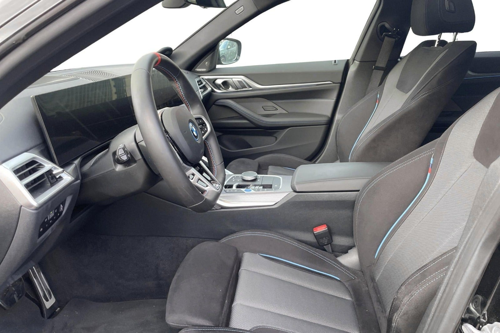 Sort BMW i4 fra 2026