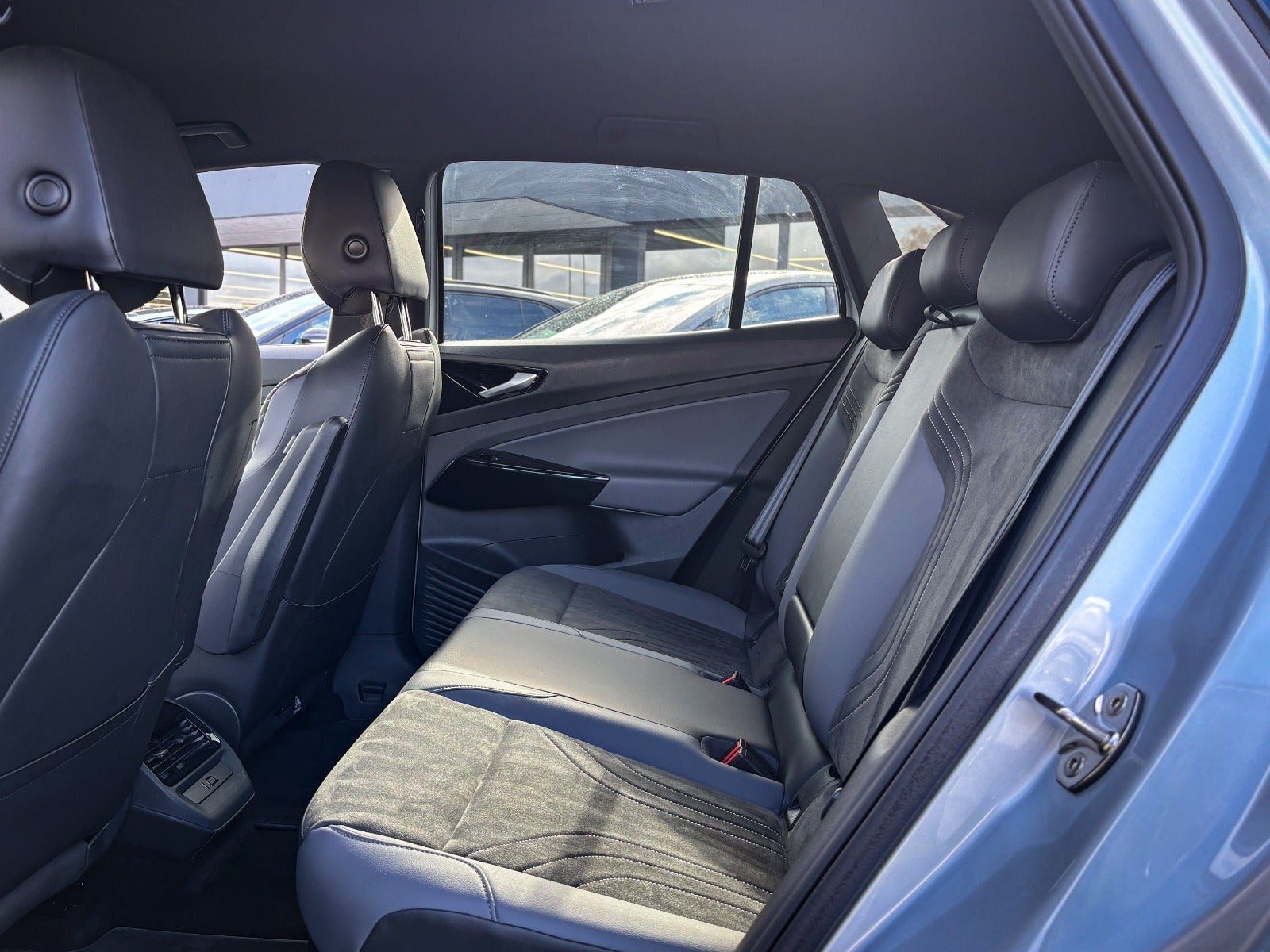 Sølv VW ID.4 fra 2025