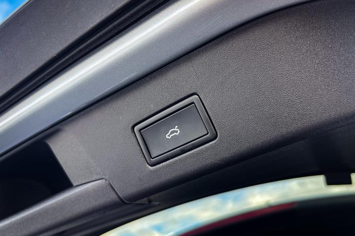 Sølv VW ID.4 fra 2025