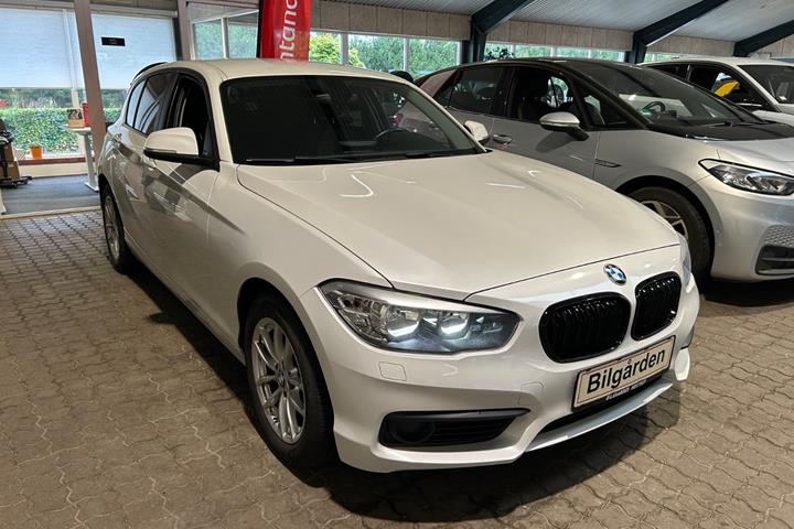 Hvid BMW 118d fra 2018