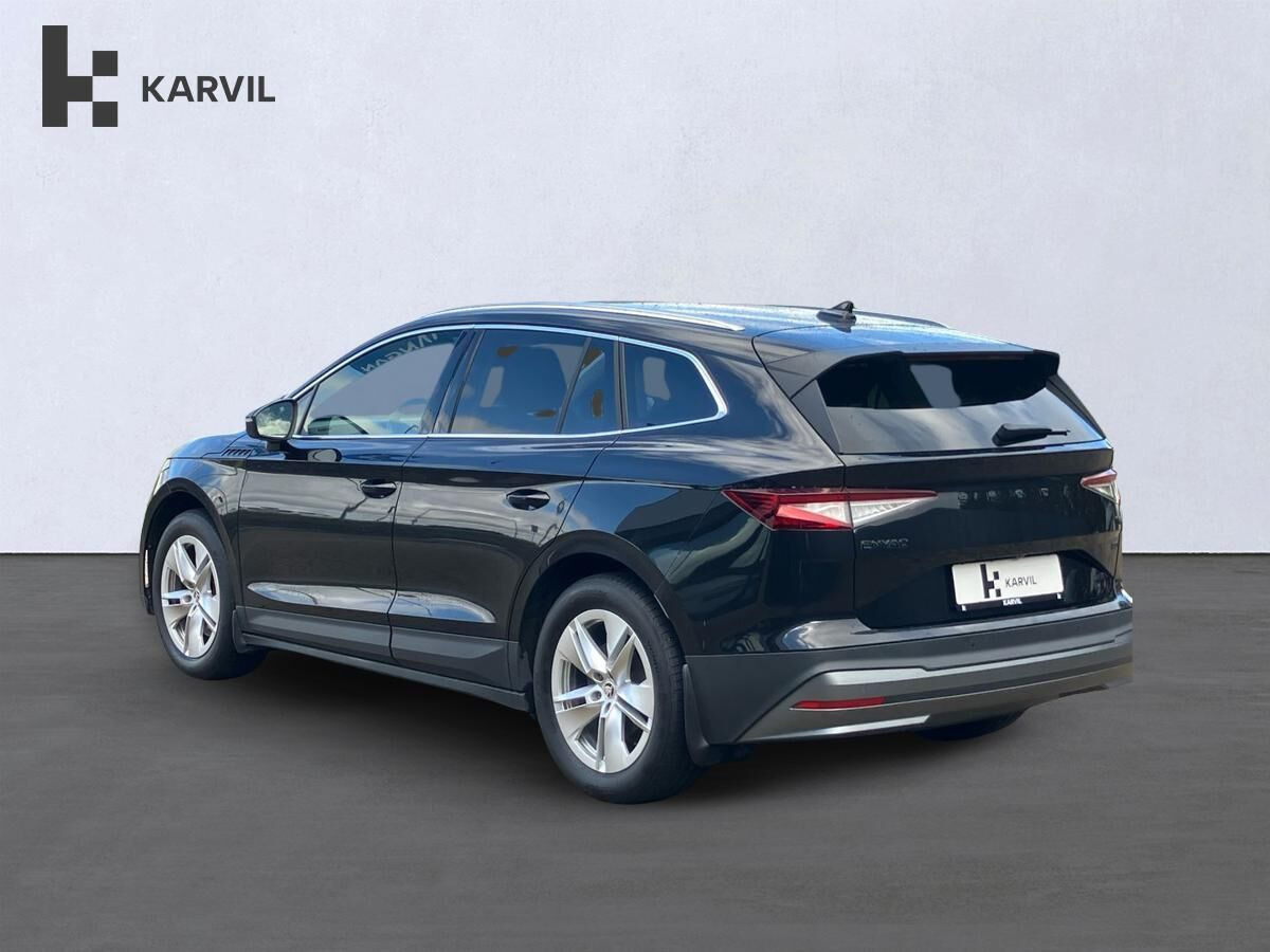 Sort Skoda Enyaq fra 2023