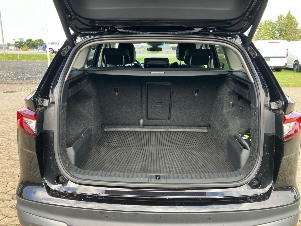 Sort Skoda Enyaq fra 2023
