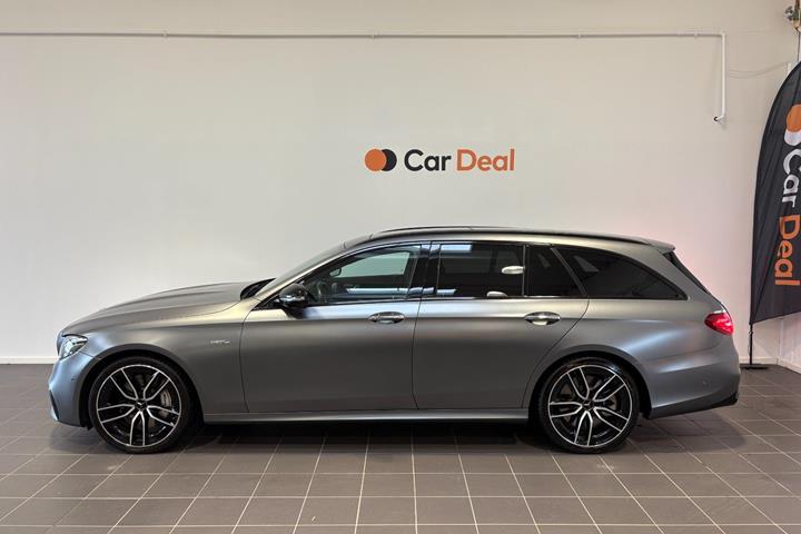 Grå Mercedes E53 fra 2019