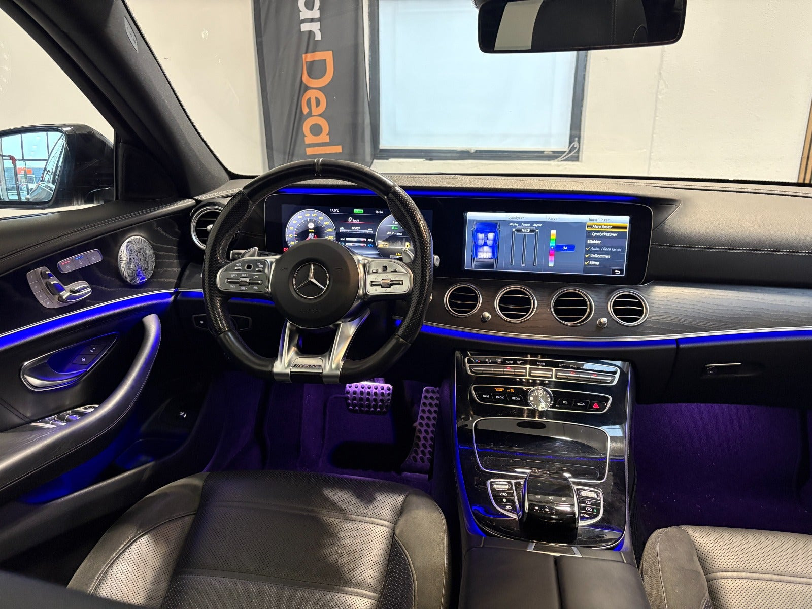 Grå Mercedes E53 fra 2019