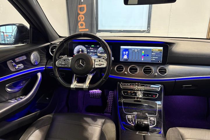 Grå Mercedes E53 fra 2019