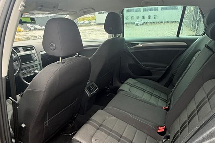 undefined VW Golf fra 2016