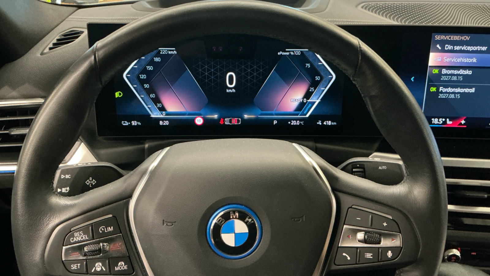 Grå BMW i4 fra 2024
