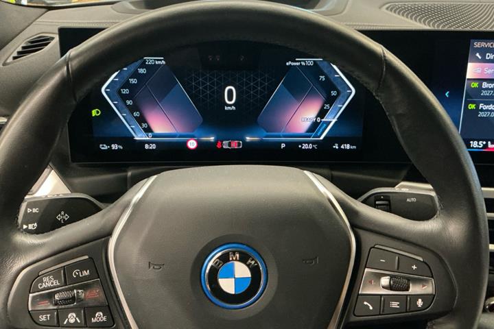 Grå BMW i4 fra 2024