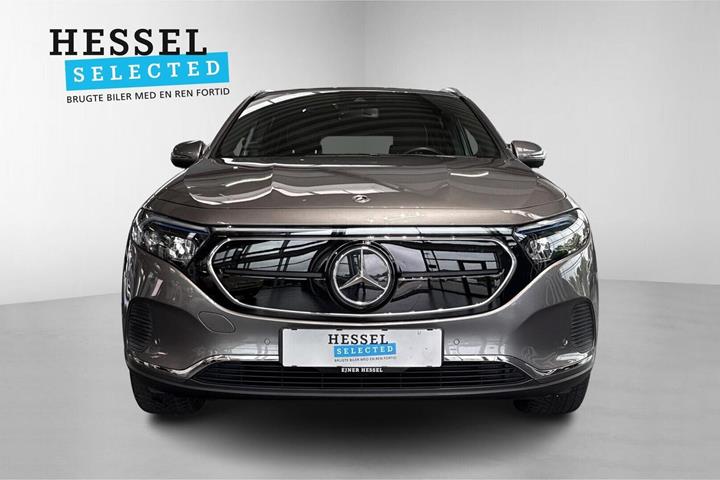 Grå Mercedes EQA250+ fra 2021