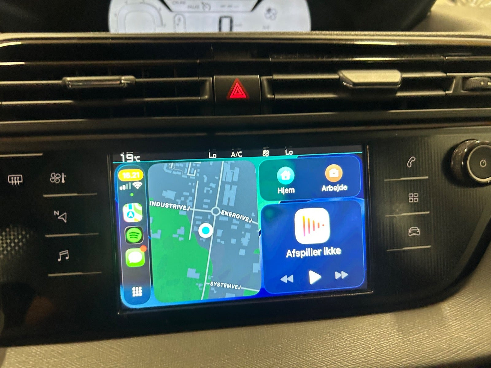 Grå Citroën Grand C4 Picasso fra 2018