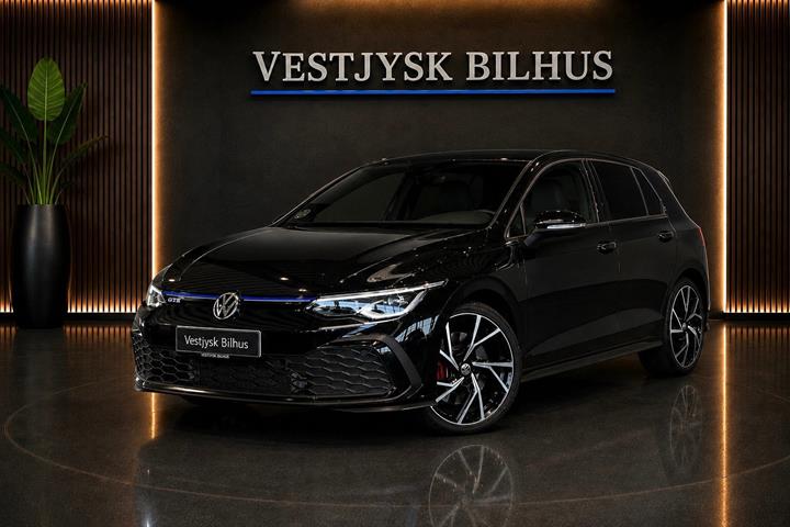Sort VW Golf VIII fra 2021