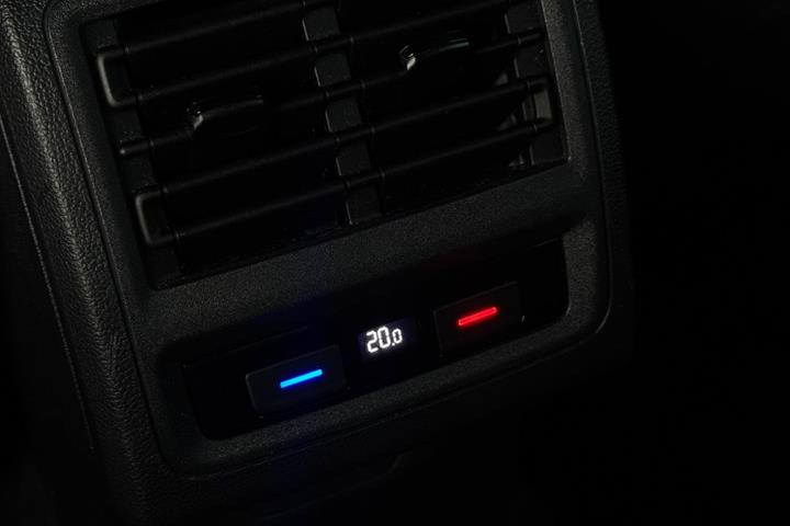 Sort VW Golf VIII fra 2021