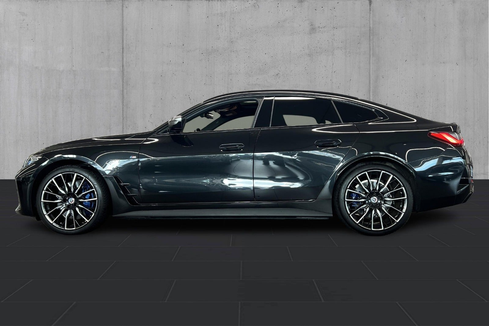 Sort BMW i4 fra 2022