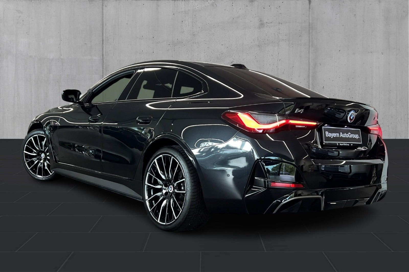Sort BMW i4 fra 2022