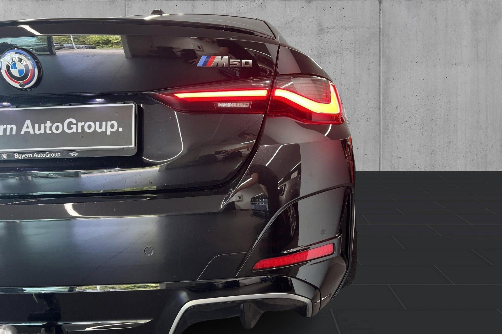 Sort BMW i4 fra 2022