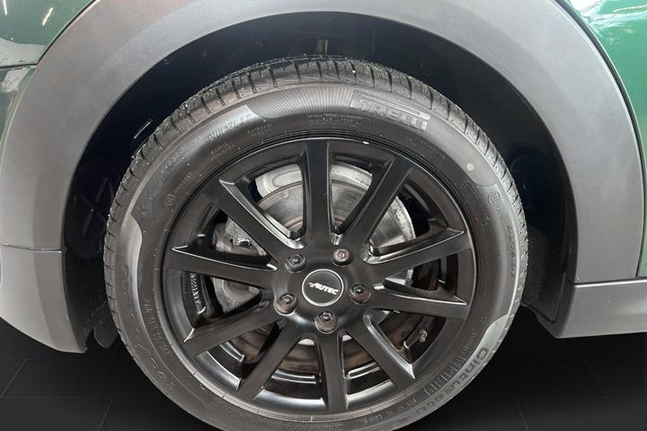 Grøn Mini Cooper fra 2019