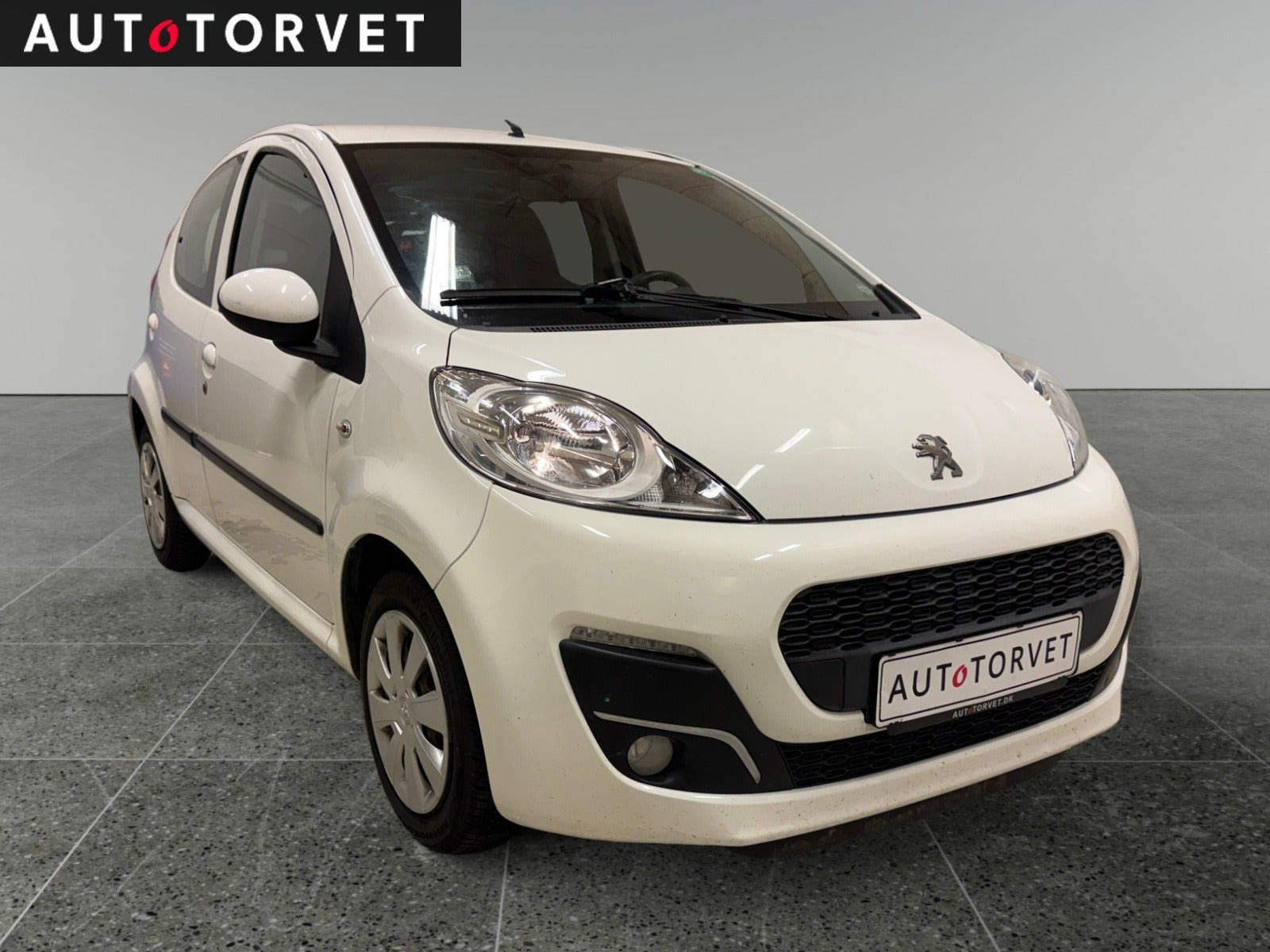 Hvid Peugeot 107 fra 2014