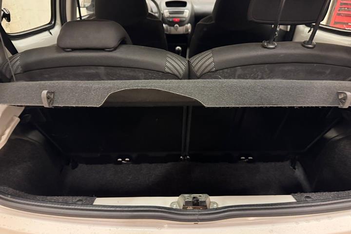 Hvid Peugeot 107 fra 2014