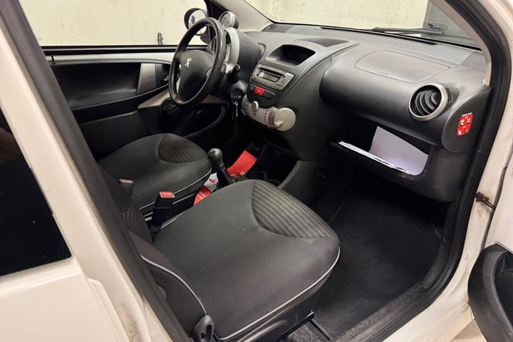 Hvid Peugeot 107 fra 2014