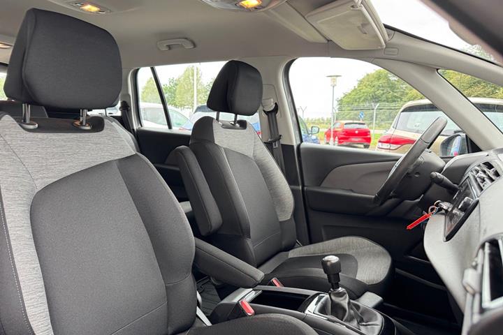 Grå Citroën Grand C4 Picasso fra 2018
