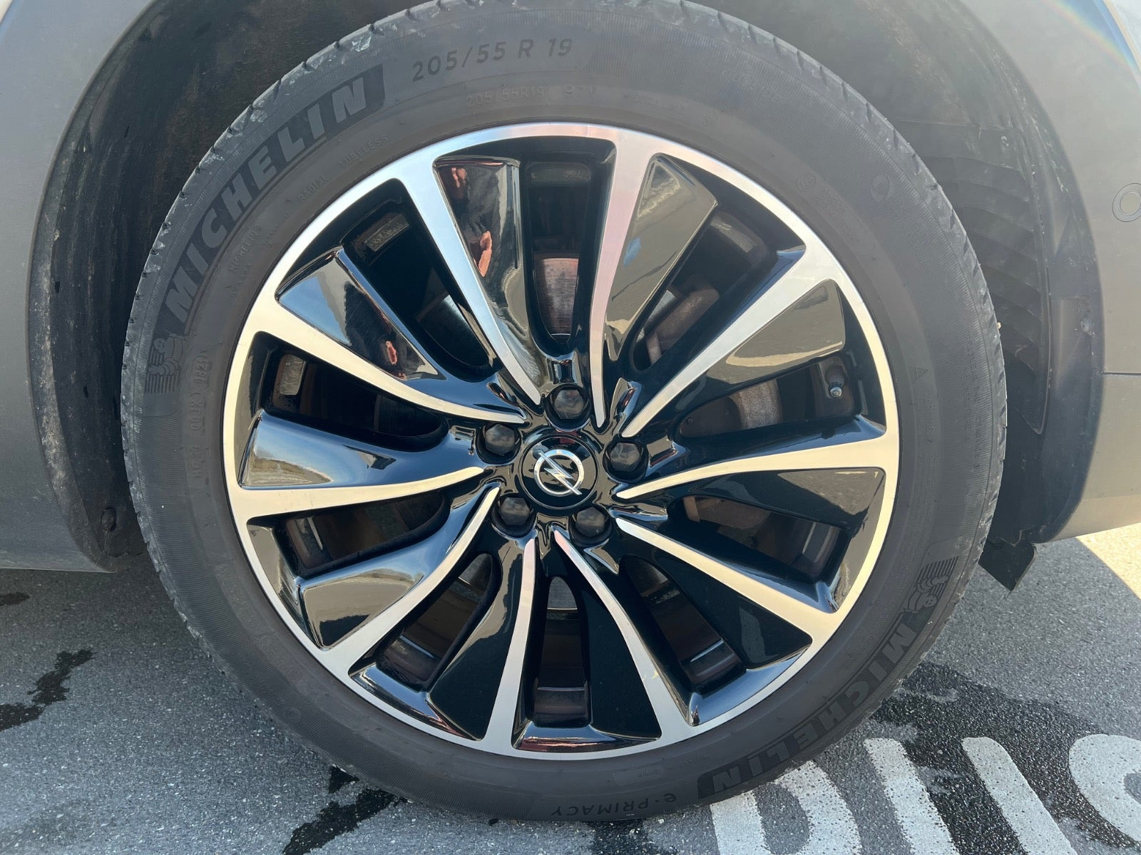 Sølv Opel Grandland X fra 2021