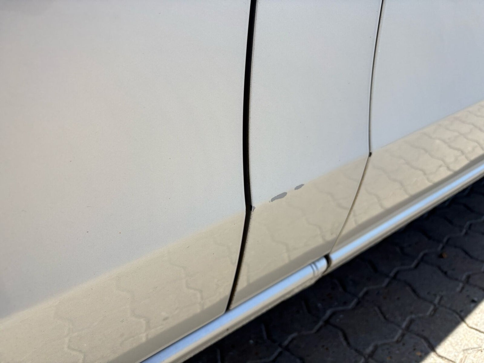 Sølv Mercedes Vito 116 fra 2021
