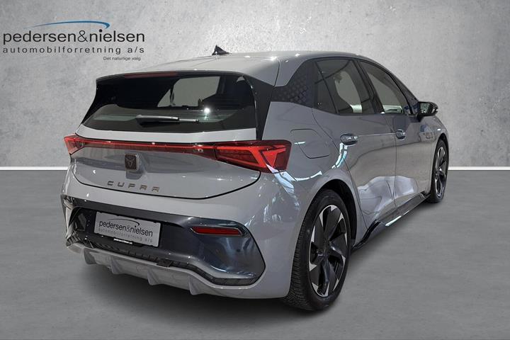 Grå Cupra Born fra 2024