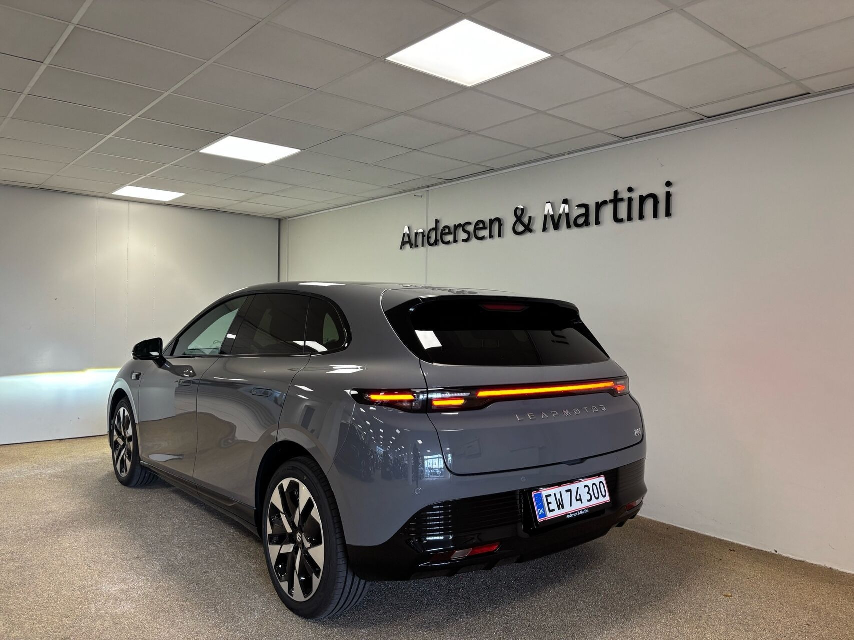 Grå Leapmotor B05 fra 2026