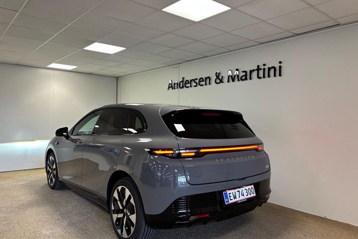 Grå Leapmotor B05 fra 2026