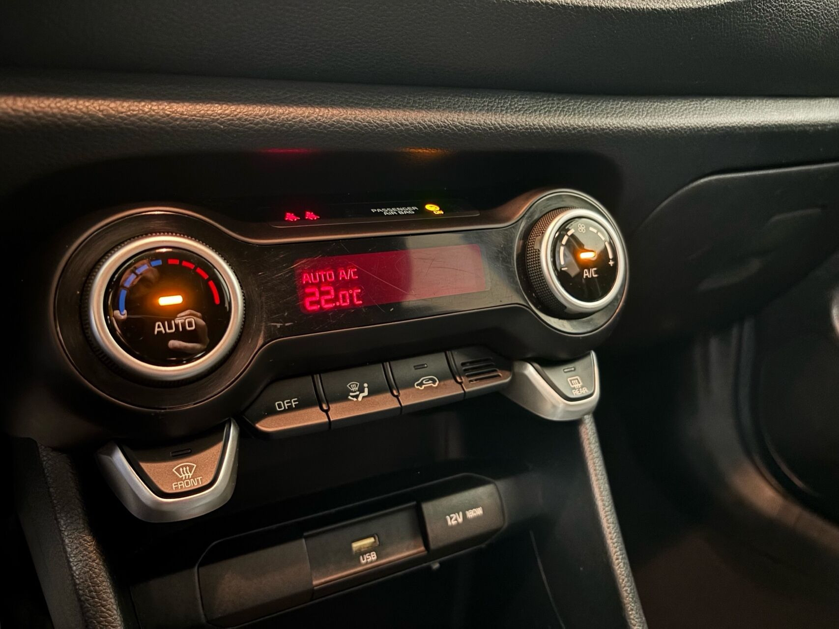 Grå Kia Picanto fra 2021