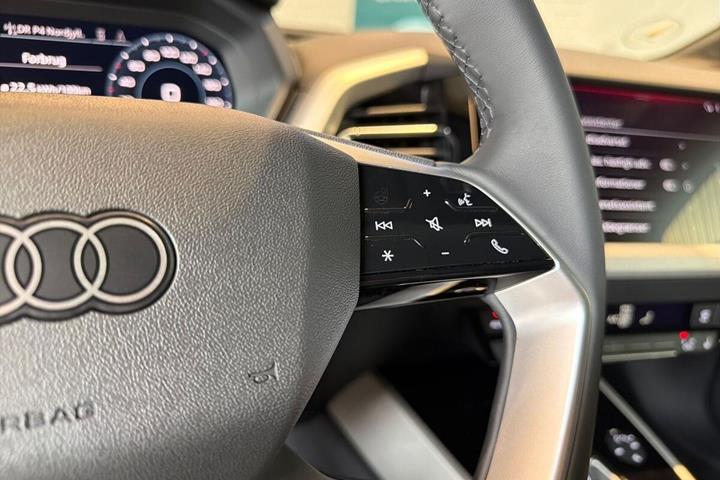 Hvid Audi Q4 fra 2026